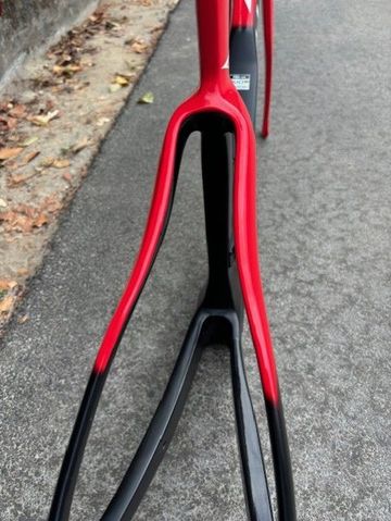 Used Pinarello DOGMA F FRAME Frameset 2023 Road & Gravel, Red — image 12 of 12