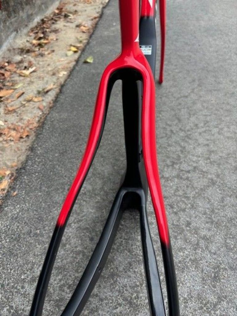 Used Pinarello DOGMA F FRAME Frameset 2023 Road & Gravel, Red — image 12 of 12