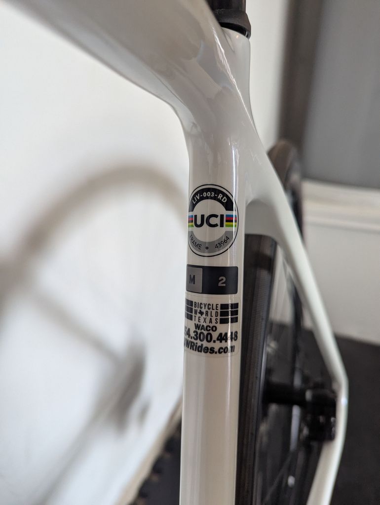 Used Liv Langma Advanced 2 2025 2025 Road & Gravel, White — image 7 of 8