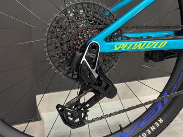 Used Specialized Epic 8 Pro 2025 2025 Mountainbike, Blue, 29 — image 5 of 6