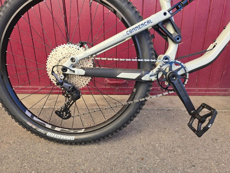 Used Commencal META TR V4 ORIGIN 2022 2022 Mountainbike, Light Gray, 29 — image 3 of 3