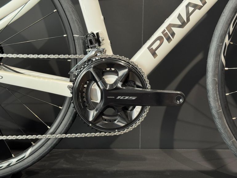 Pinarello X1 105 2024 2024 Road & Gravel usato, Bianco — immagine 4 di 5