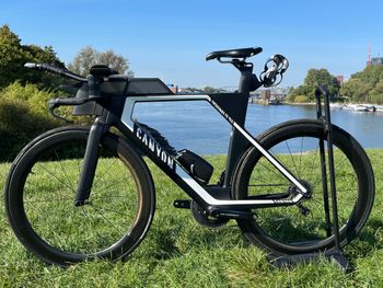 Used Canyon CF SLX 9.0 2017 2017 Road & Gravel, Black — image 1 of 6
