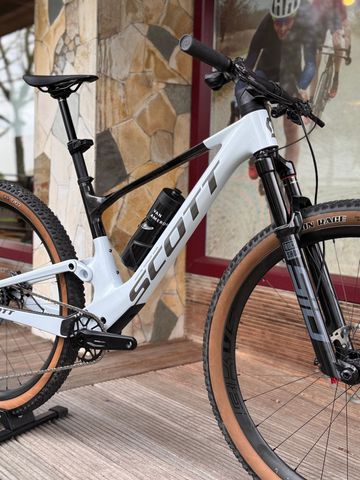 Brugt Scott RC Team Bike 2025 Mountainbike — billede 4 af 4
