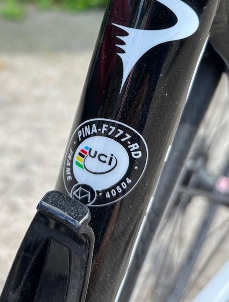 Used Pinarello Dogma 65.1 Think 2 2015 Road & Gravel, Schwarz — image 3 of 7