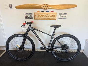 Used Scott Scale 970 2022 2022 Mountainbike, Black, 29 — image 2 of 11