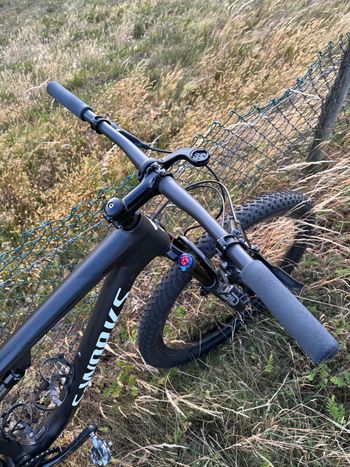 Used Specialized Epic SRAM XX1 Eagle 2022 Mountainbike, Black — image 9 of 31