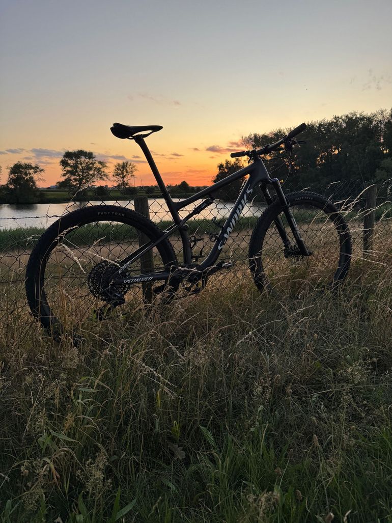 Used Specialized Epic SRAM XX1 Eagle 2022 Mountainbike, Black — image 5 of 31