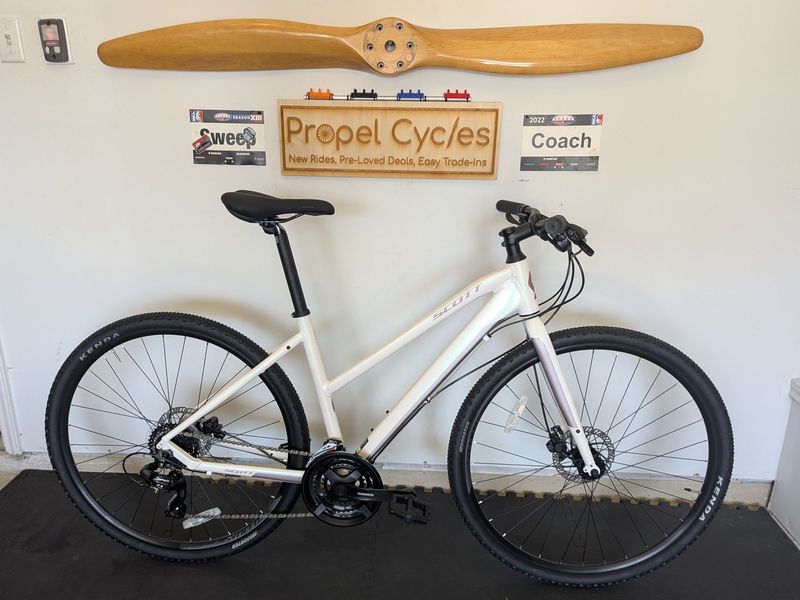 Used Scott NEW Scott Sub Cross Lady, Size M 2022 Road & Gravel