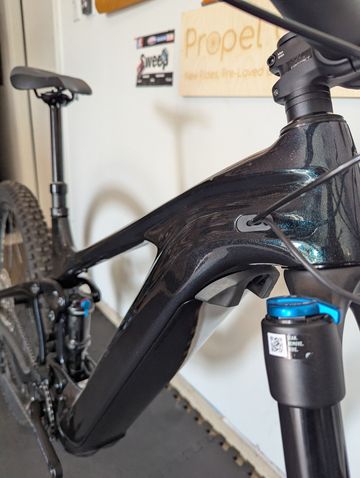 Used Giant Trance Shimano SLX 2022 Mountainbike, Blue — image 6 of 9