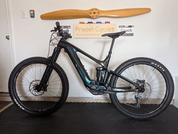 Used Giant Trance Shimano SLX 2022 Mountainbike, Blue — image 2 of 9