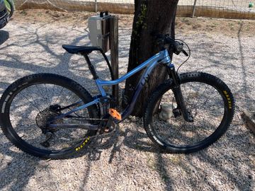 Used Liv Pique 29 1 2022 2022 Mountainbike, Blue, 29 — image 1 of 8