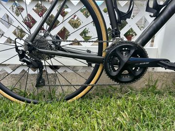 Used Cannondale Caadx Shimano 105 2018 Road & Gravel, Black — image 22 of 24