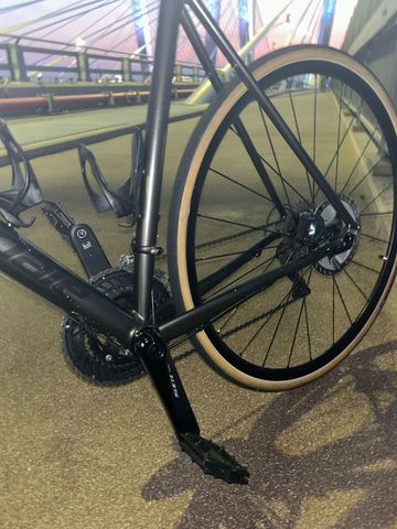Used Cannondale Caadx Shimano 105 2018 Road & Gravel, Black — image 18 of 24