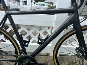 Used Cannondale Caadx Shimano 105 2018 Road & Gravel, Black — image 20 of 24