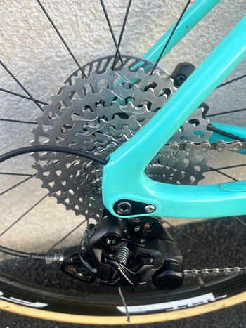Used Bianchi Zolder 2024 Road & Gravel, Green — image 8 of 8
