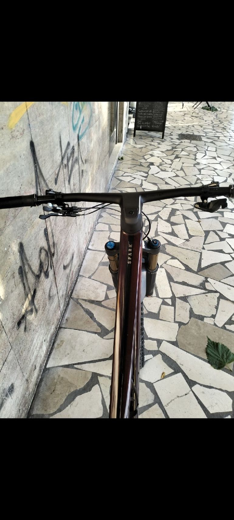 Used Scott Spark 900 2024 2024 Mountainbike, Red, 29 — image 6 of 6