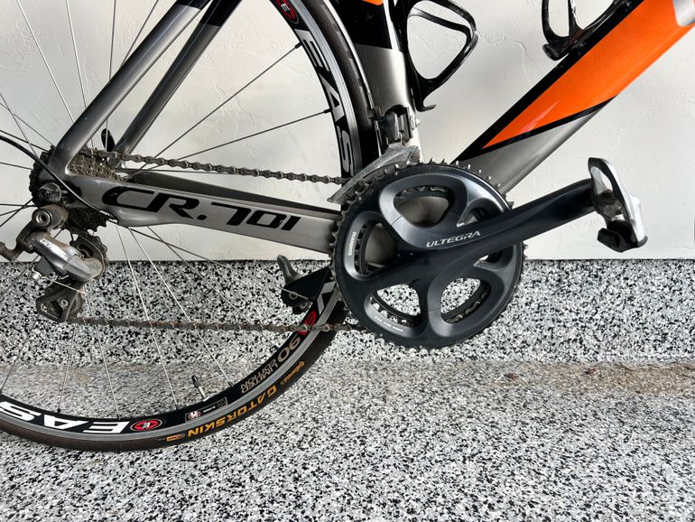 Used Guru CR-701 (Custom Frame) 2011 Road & Gravel, Orange — image 3 of 5