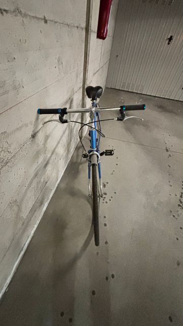 Used Bianchi Touring 1979 Road & Gravel, Blue — image 2 of 7