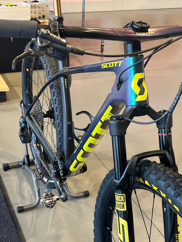 Brugt Scott Scale RC World Cup AXS 2022 2022 Mountainbike — billede 2 af 7