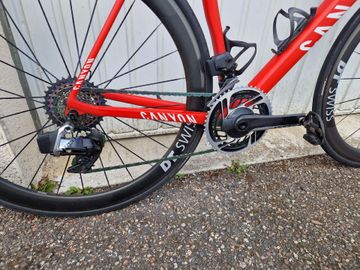 Gebrauchtes Canyon Ultimate SRAM Red eTap 2019 Road & Gravel, Rot — Bild 3 von 8
