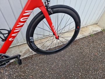 Gebrauchtes Canyon Ultimate SRAM Red eTap 2019 Road & Gravel, Rot — Bild 8 von 8