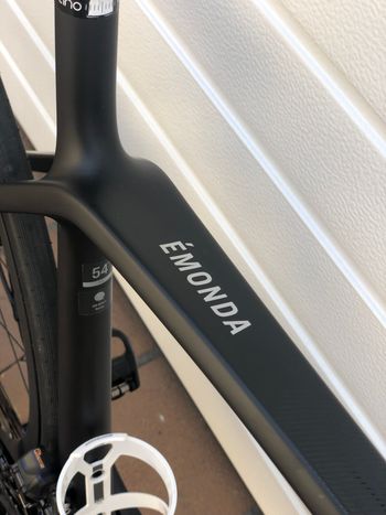 Used Trek Émonda SL 7 2024 2024 Road & Gravel, Black — image 3 of 8