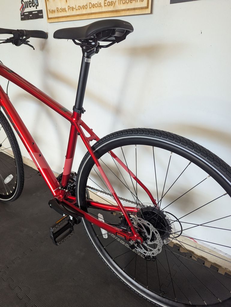Used Felt NEW Felt Verza Speed 40, Red Ano, Size 54 And 56 2022 Road & Gravel, Red — image 7 of 10