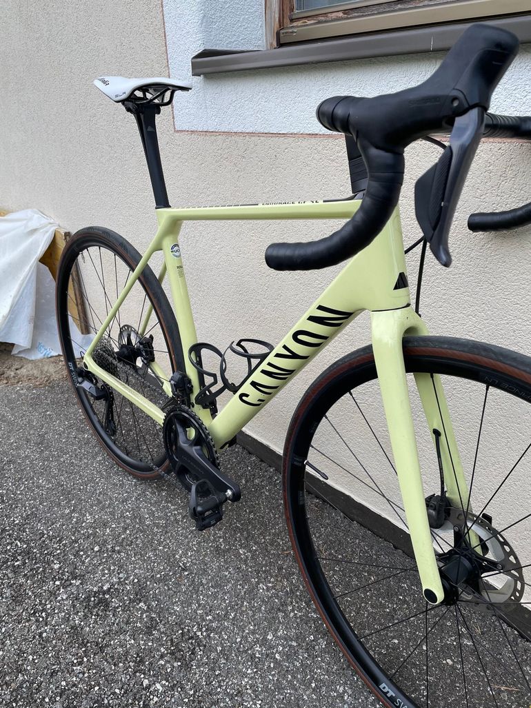 Brugt Canyon Endurace CF SL 8 Disc Di2 2023 2023 Road & Gravel — billede 2 af 9