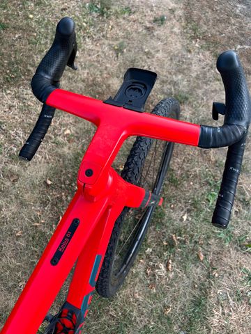 Used BMC Kaius Campagnolo Ekar 2024 Road & Gravel, Red — image 5 of 7
