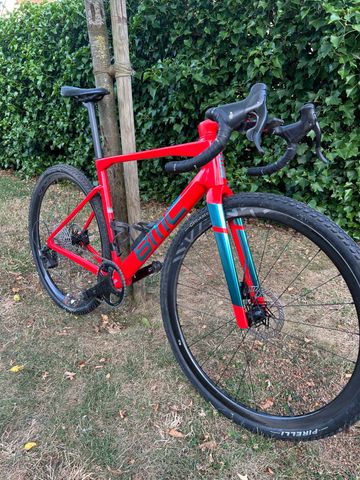 Used BMC Kaius Campagnolo Ekar 2024 Road & Gravel, Red — image 1 of 7