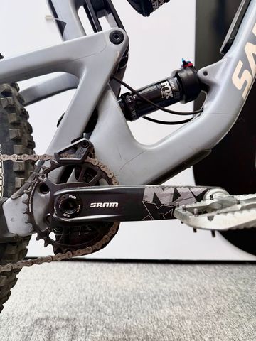 Used Santa Cruz 2021 2021 Mountainbike, Light Gray, 29 — image 5 of 9