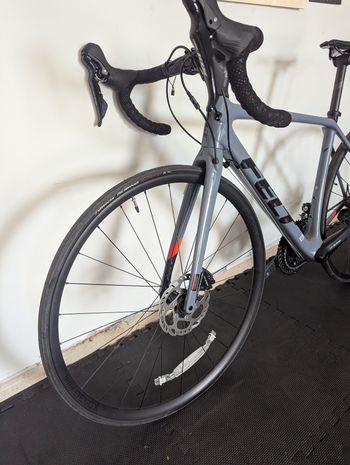 Used Felt FR Advanced 105 2022 2022 Road & Gravel, Light Gray — image 5 of 8