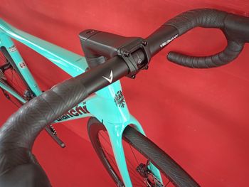 Used Bianchi Specialissima COMP Ultegra Di2 2024 2024 Road & Gravel — image 10 of 10