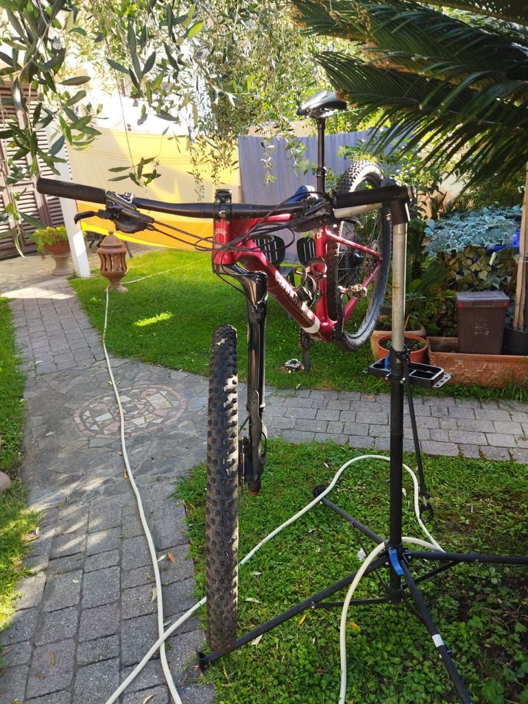 Used Cannondale Scalpel HT Carbon 2 2022 2022 Mountainbike, Red — image 8 of 22
