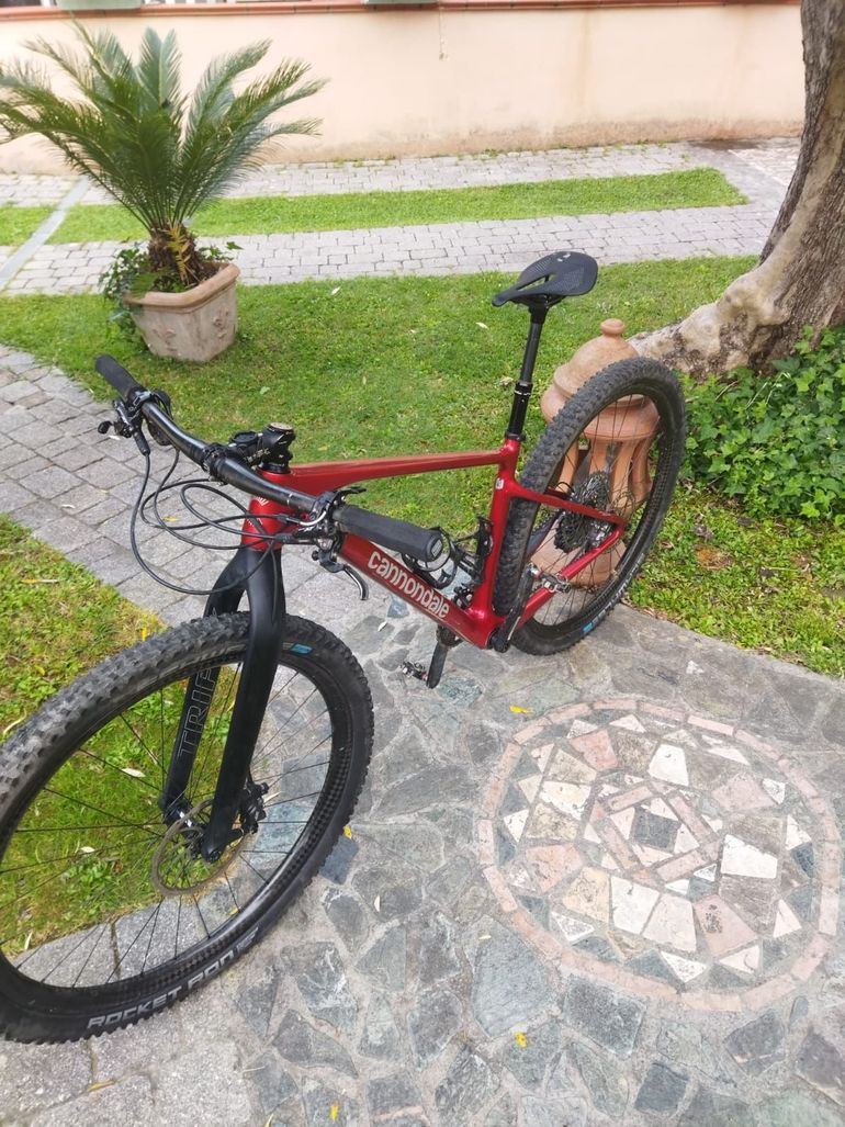 Used Cannondale Scalpel HT Carbon 2 2022 2022 Mountainbike, Red — image 2 of 22