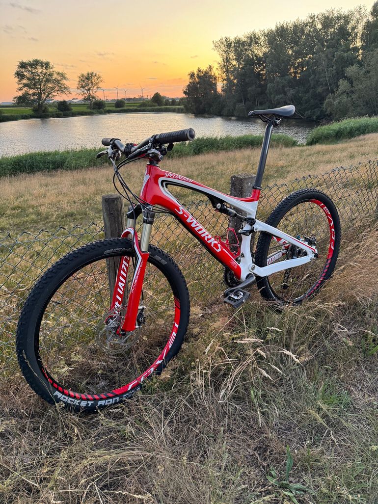 Used Specialized S-Works Epic 2011 2011 Mountainbike, Red, 26 — image 2 of 26