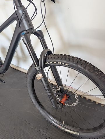 Used Scott Genius 910 2022 2022 Mountainbike, Black, 29 — image 7 of 14