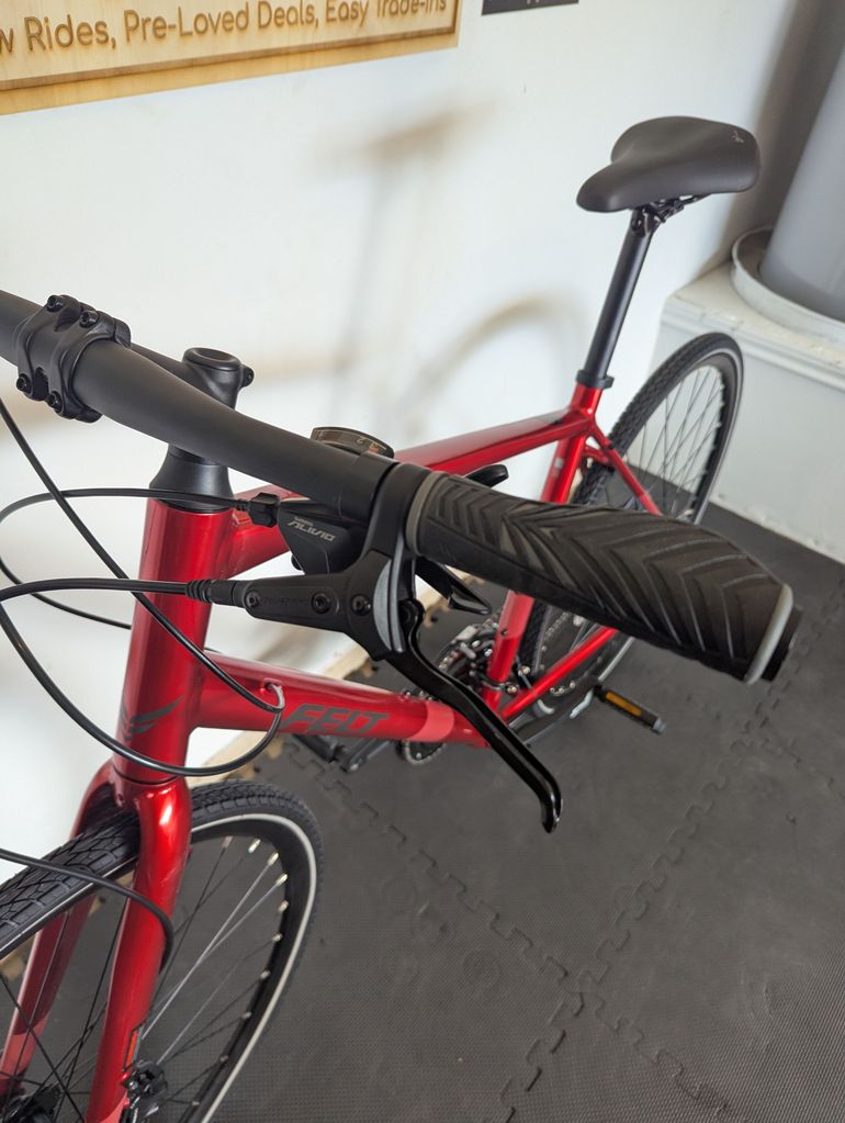 Used Felt NEW Felt Verza Speed 40, Red Ano, Size 56 2022 Road & Gravel, Red — image 6 of 9
