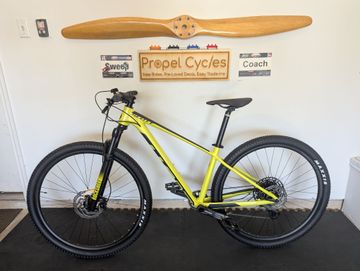 Used Scott Scale 970 2022 2022 Mountainbike, Black, 29 — image 2 of 10