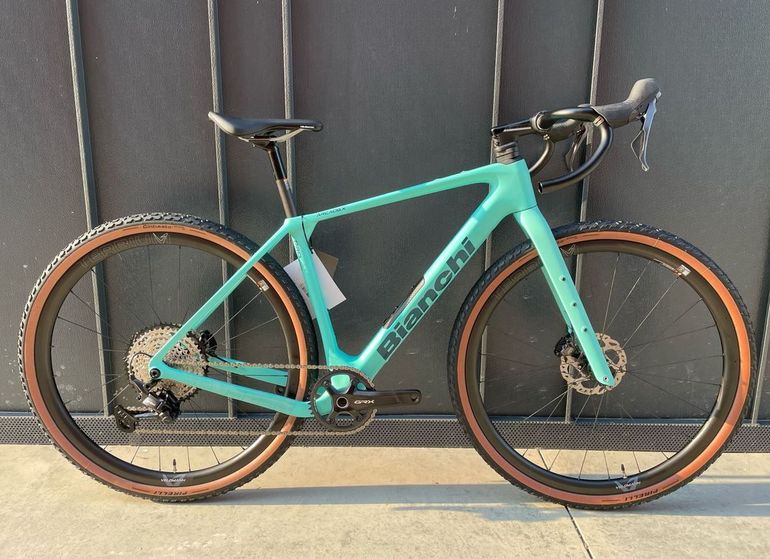 Used Bianchi Arcadex PRO GRX 820/822 disc 2024 2024 Road & Gravel, Grün — image 1 of 8