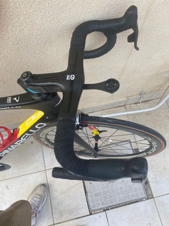 Gebrauchtes Pinarello F10 2022 Road & Gravel, Schwarz — Bild 4 von 7
