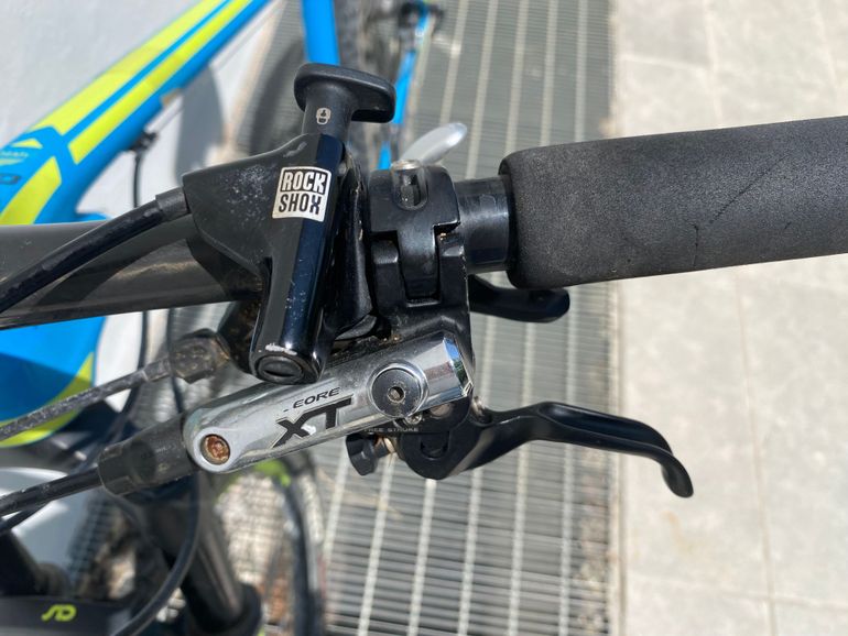 Used Trek Superfly 9.8 2015 Mountainbike, Azul — image 12 of 14