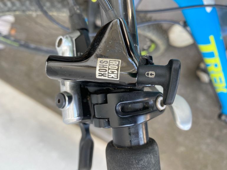 Used Trek Superfly 9.8 2015 Mountainbike, Azul — image 7 of 14