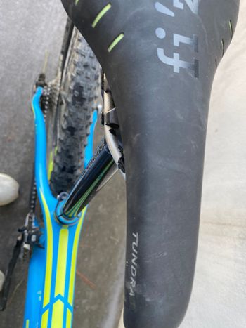 Used Trek Superfly 9.8 2015 Mountainbike, Azul — image 5 of 14