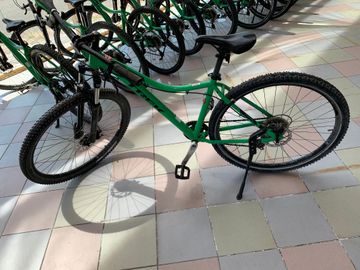 Used Trek Skye S Women's 2017 2017 Mountainbike, Green, 27.5, 29 — image 2 of 4