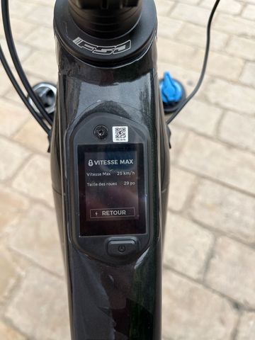 Used Rocky Mountain Fusion Powerplay 10 Microshift 2024 2024 Mountainbike, Black, 27.5, 29 — image 12 of 13