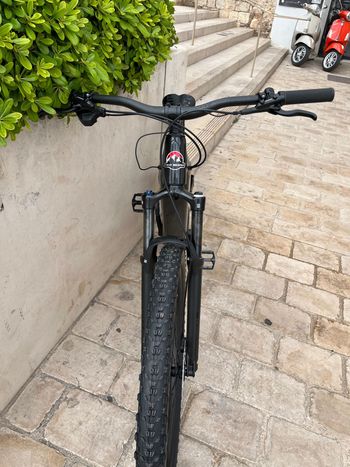 Used Rocky Mountain Fusion Powerplay 10 Microshift 2024 2024 Mountainbike, Black, 27.5, 29 — image 3 of 13