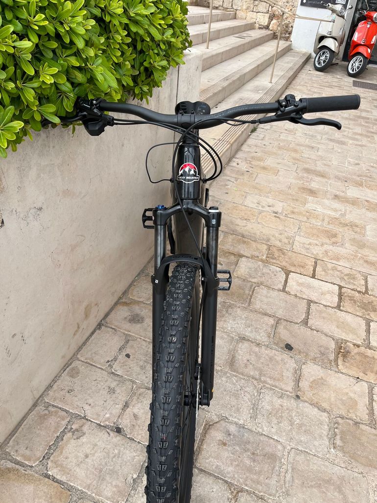 Used Rocky Mountain Fusion Powerplay 10 Microshift 2024 2024 Mountainbike, Black, 27.5, 29 — image 3 of 13
