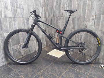 Trek Top Fuel 9.9 XTR 2021 2021 Mountainbike usato, Nero — immagine 2 di 6